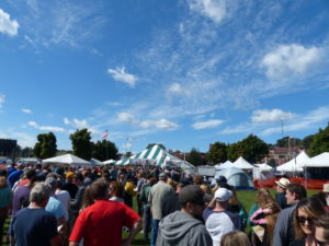 15. beer fest.P1080585